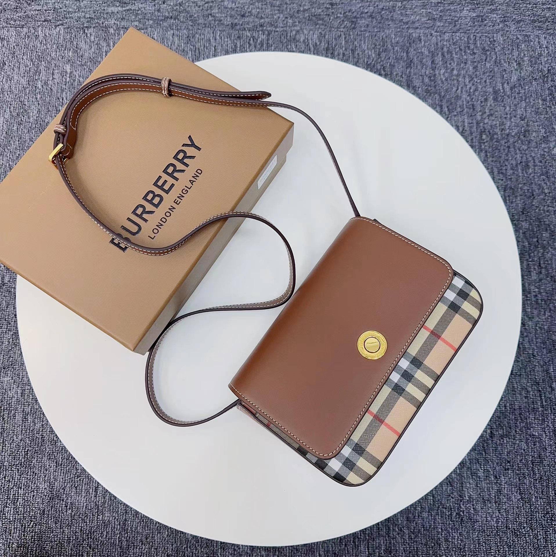 Burberry_Crossbody_Bag-1